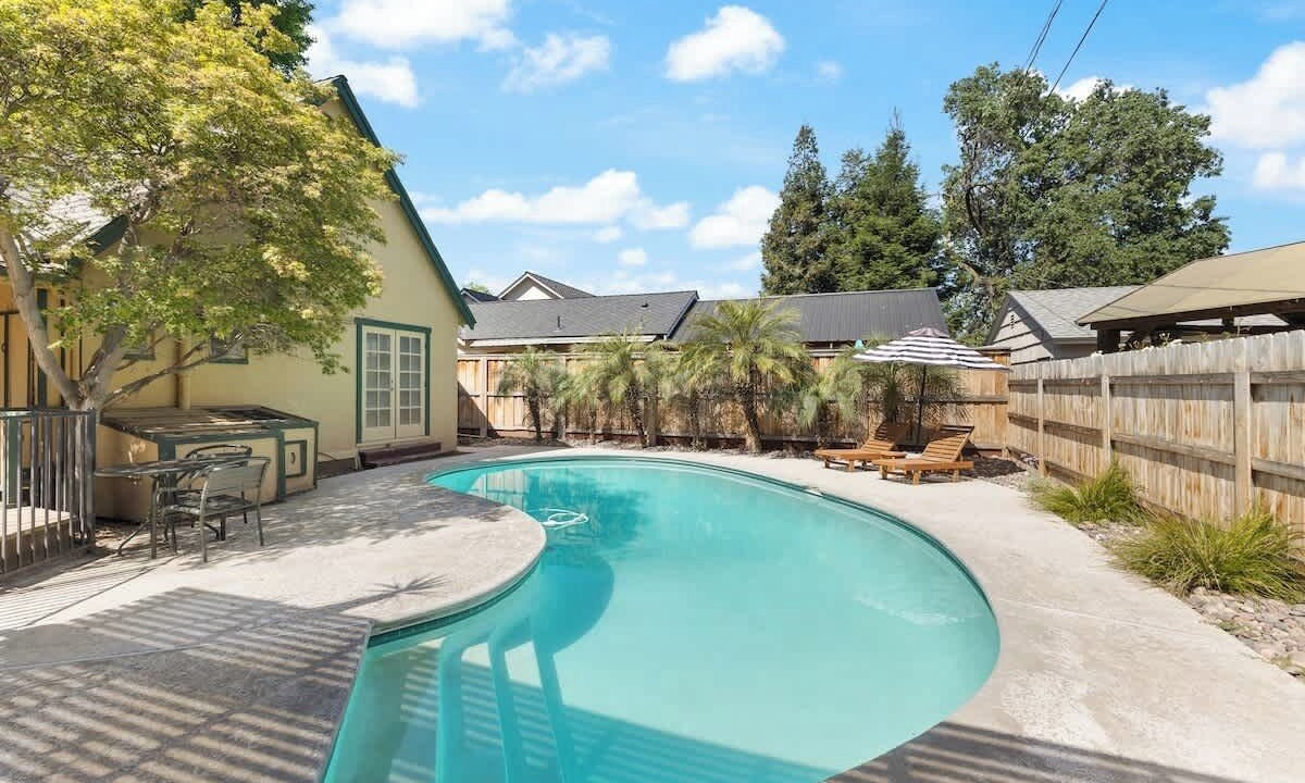 Photo of Outdoor in Visalia