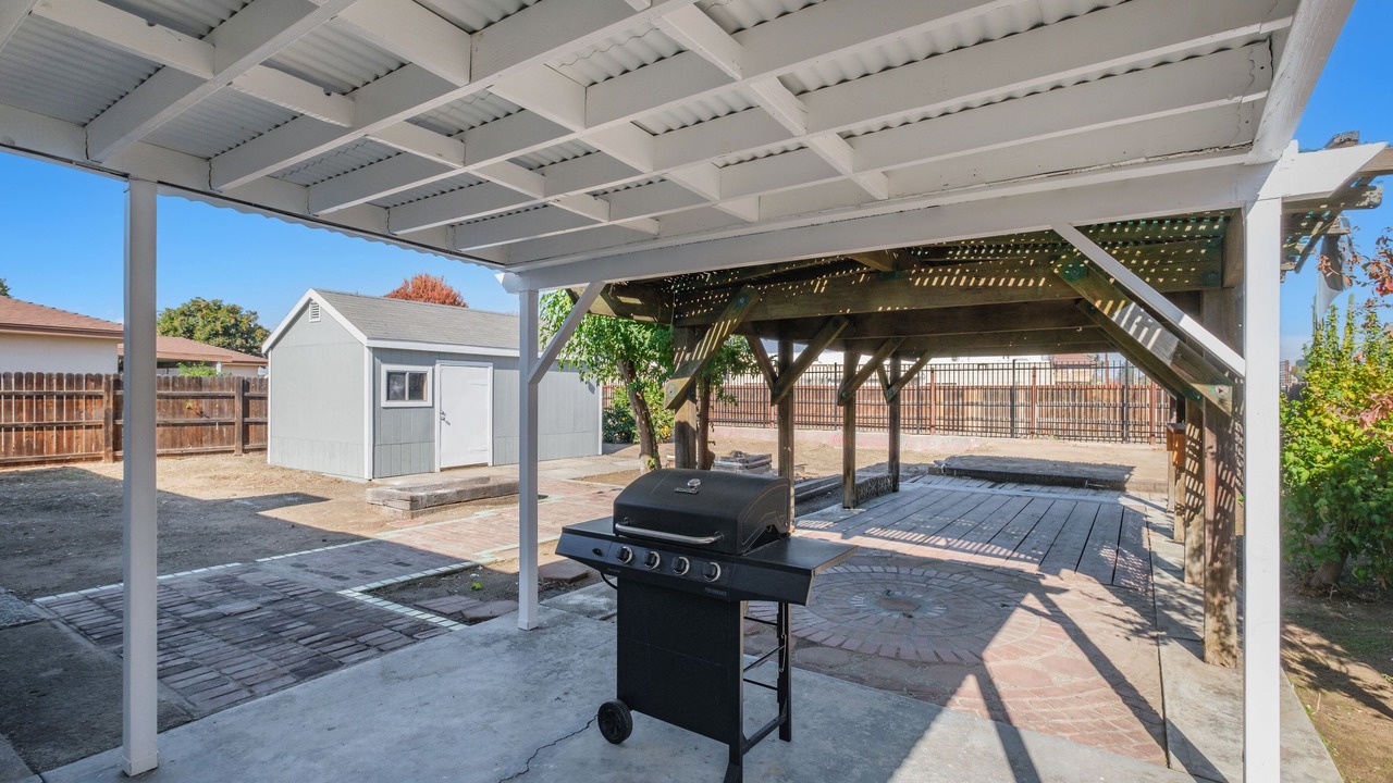 Photo of Patio Balcony in Raisin
