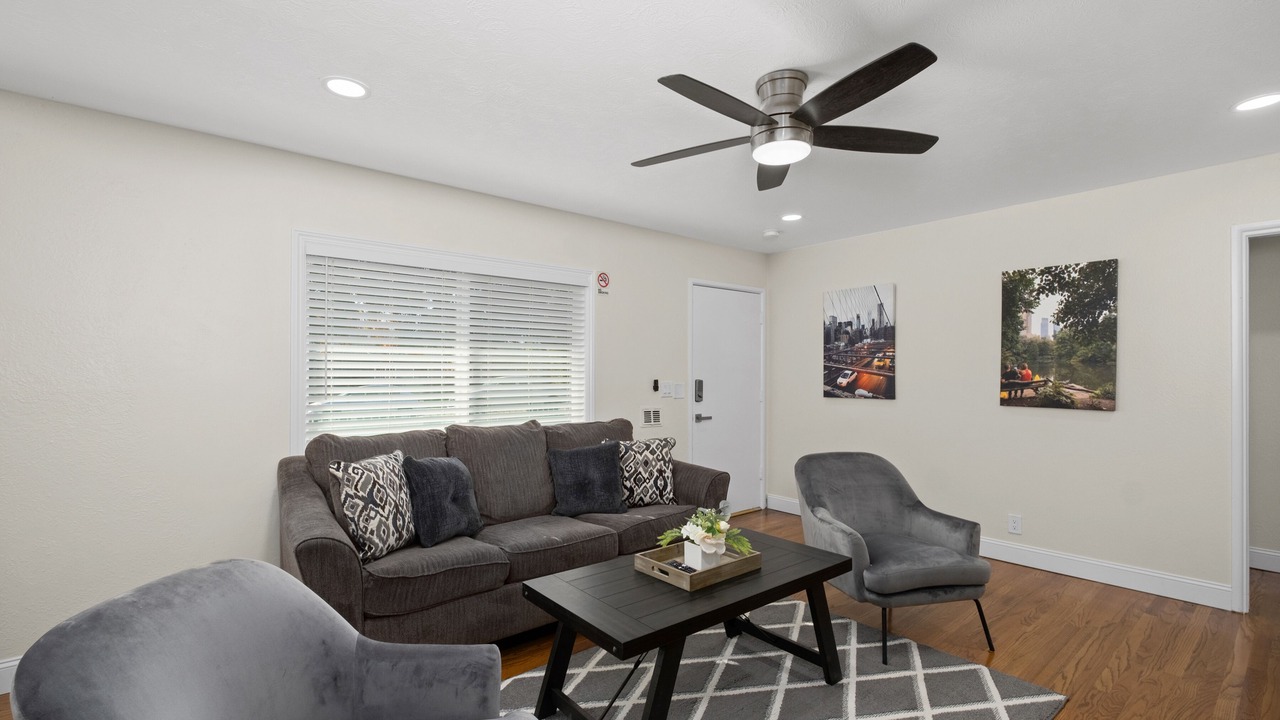 Photo of Livingroom in Raisin