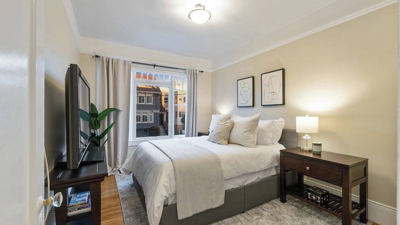 Photo of Bedroom in Inner Richmond