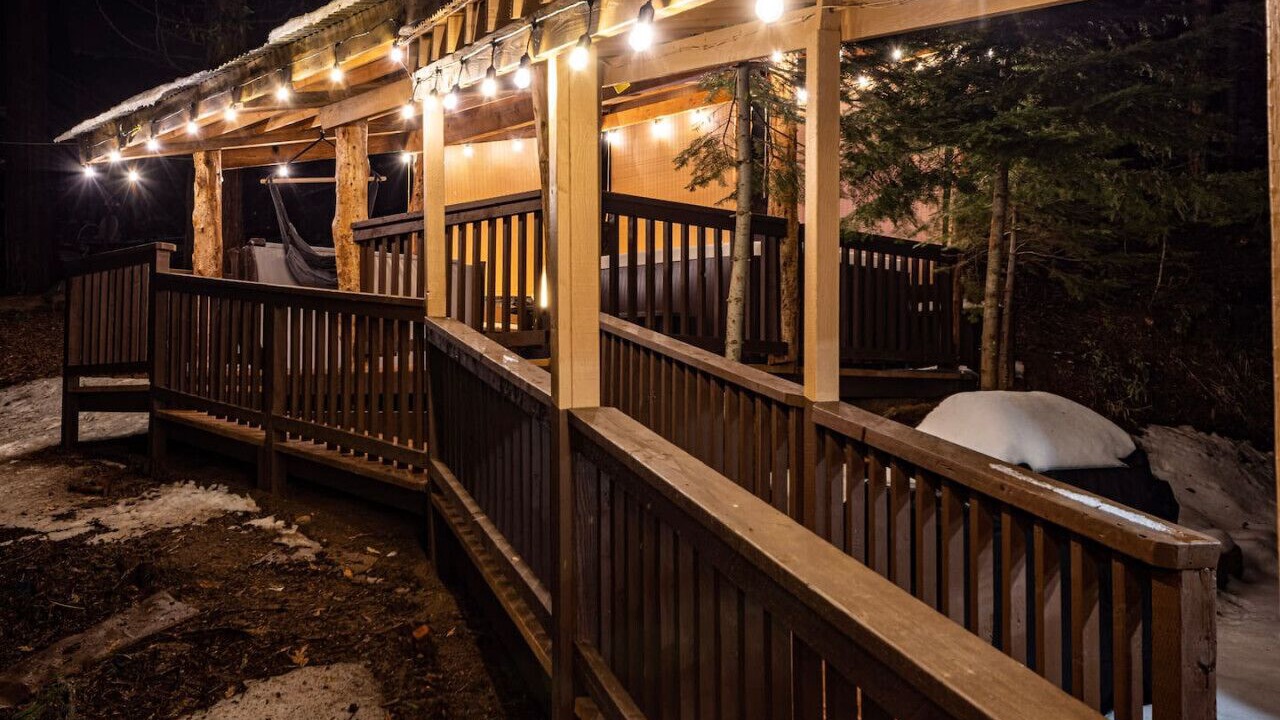 Photo of Patio Balcony in Sugar Pine