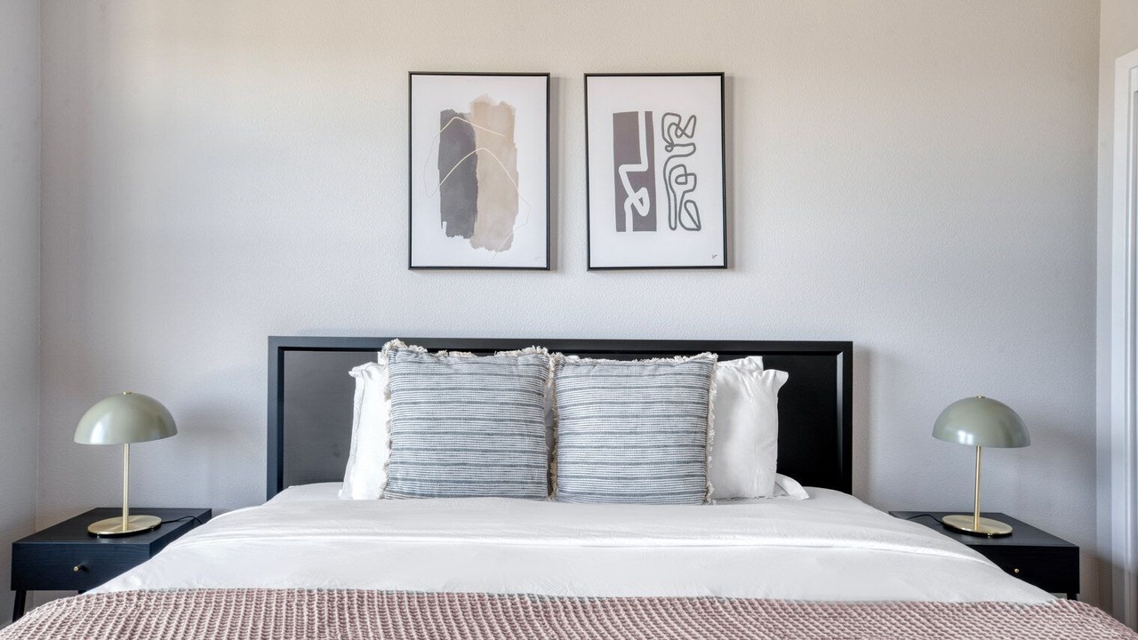 Photo of Bedroom in Hillsdale