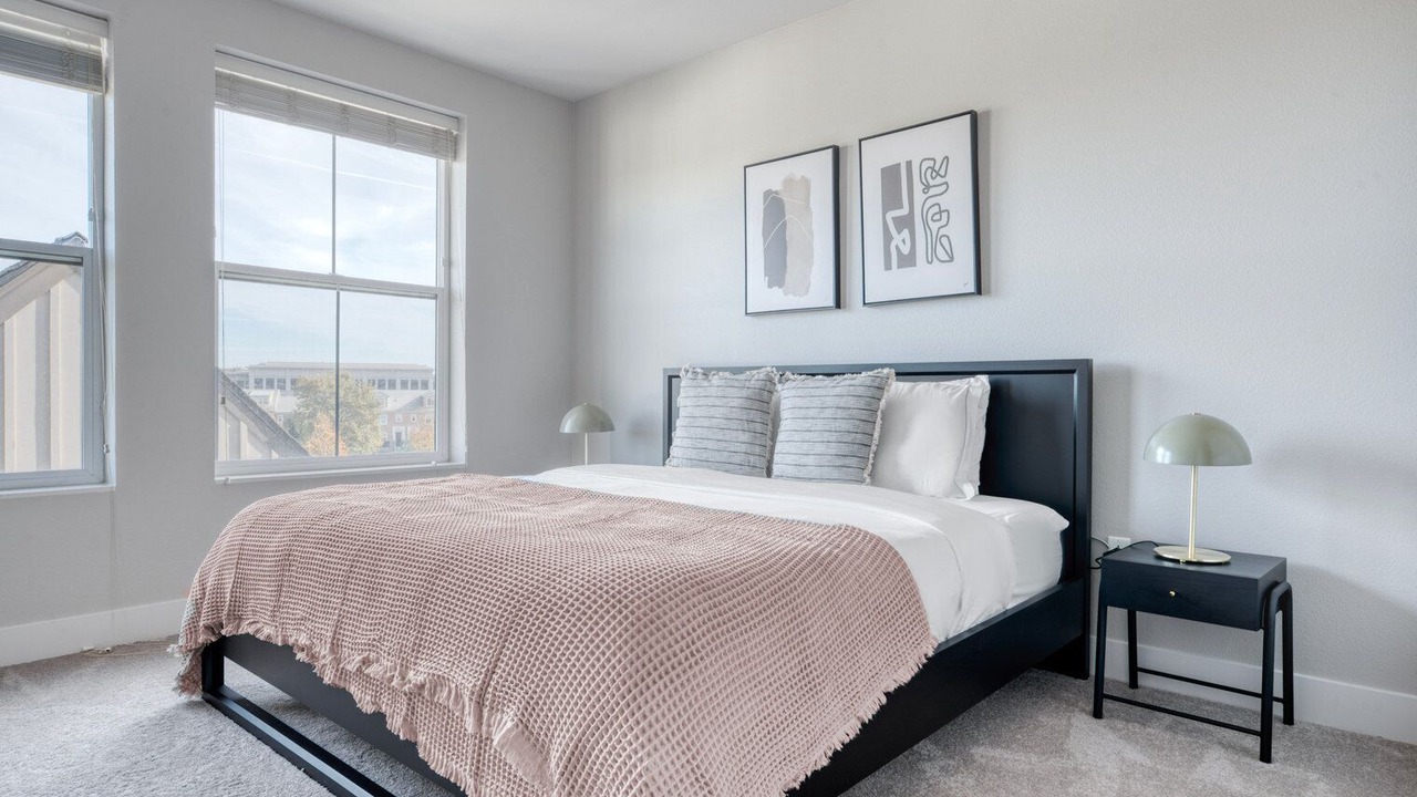 Photo of Bedroom in Hillsdale