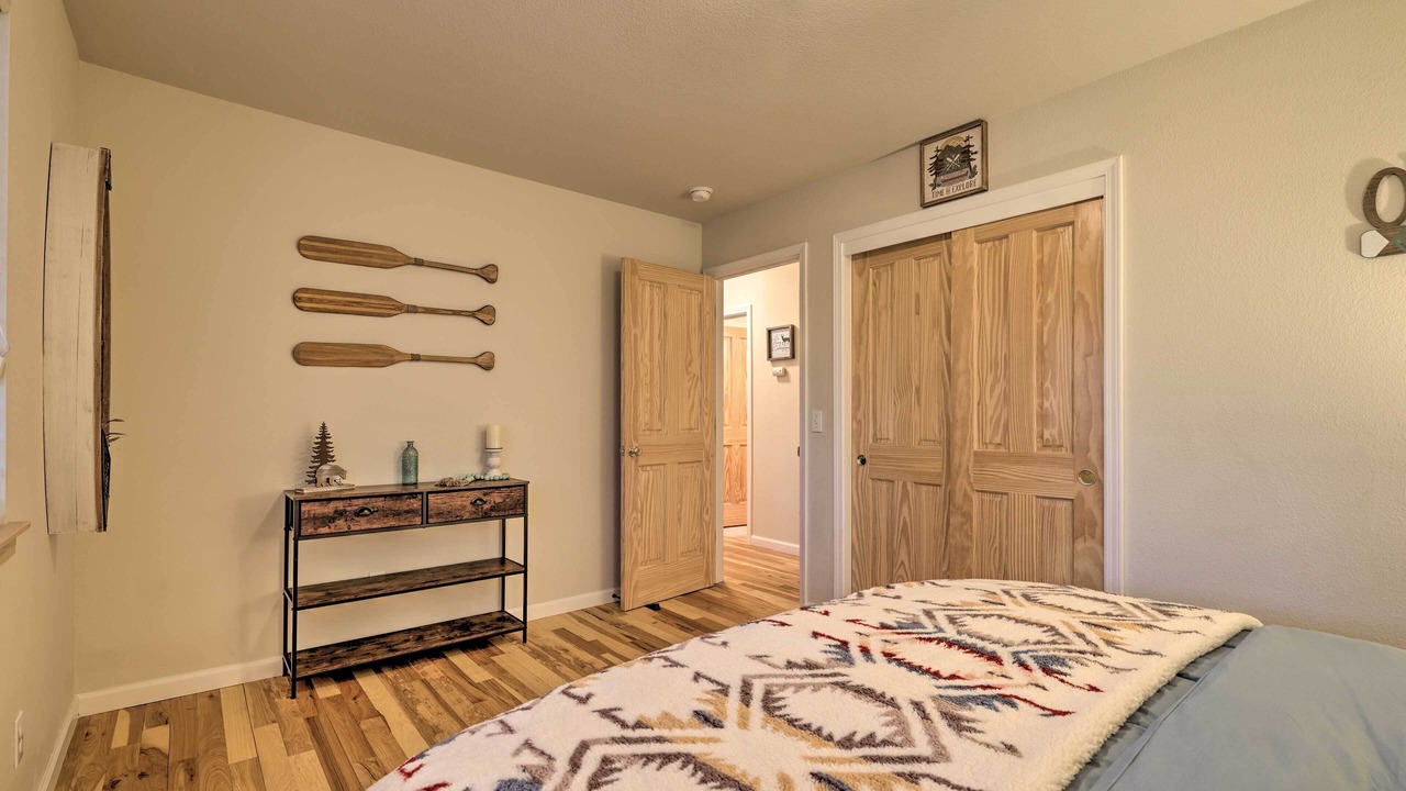 Photo of Bedroom in Cold Springs