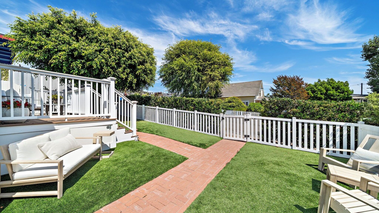 Photo of Patio Balcony in Laguna Beach