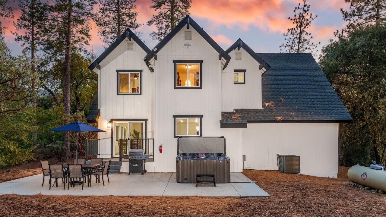 Photo of Outdoor in Oakhurst