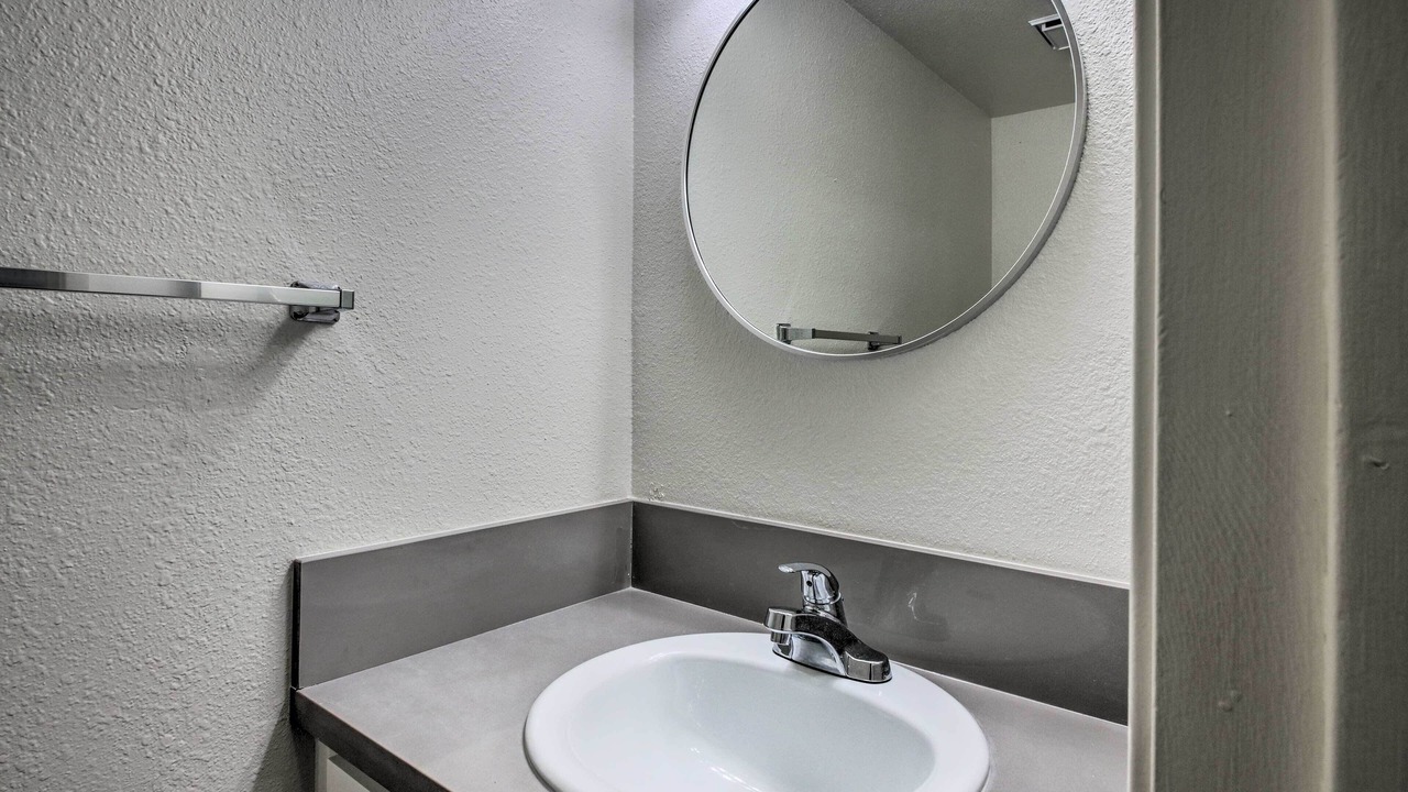Photo of Bathroom in Country Rose