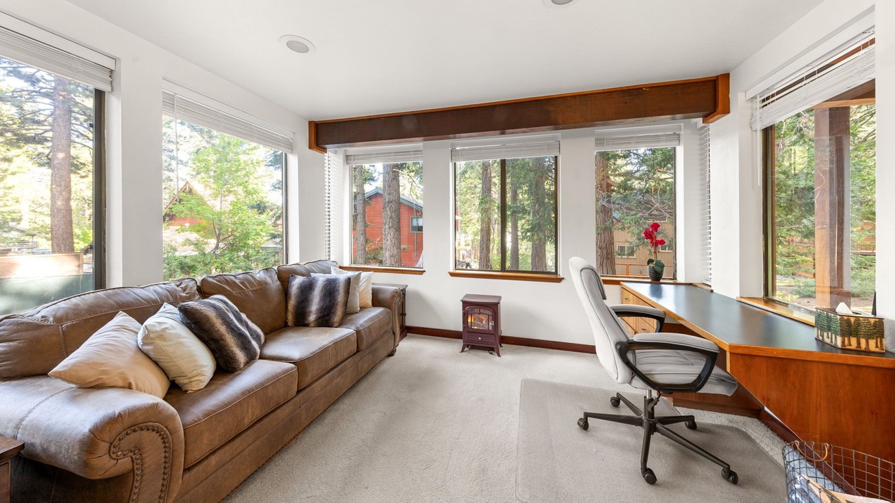 Photo of Livingroom in Incline Village