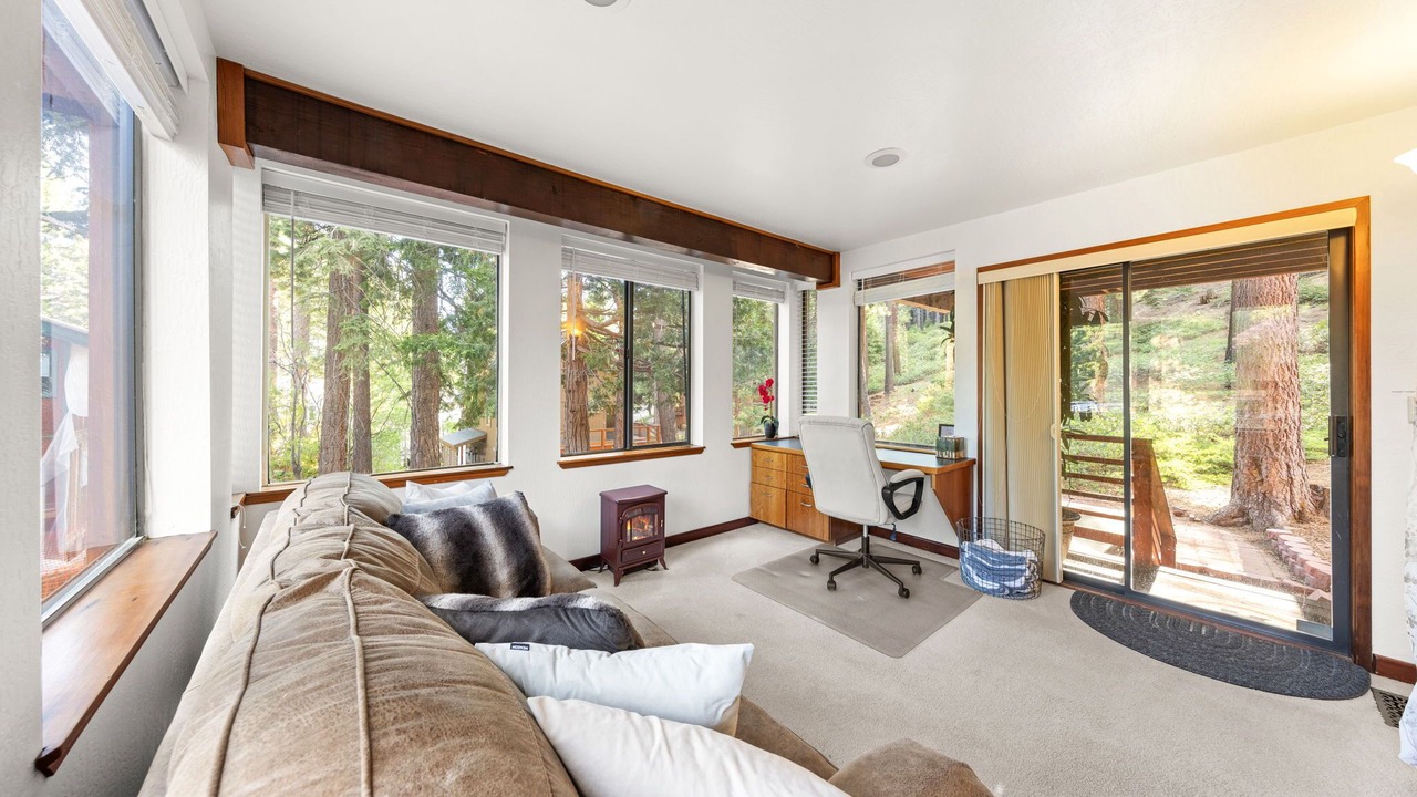 Photo of Livingroom in Incline Village