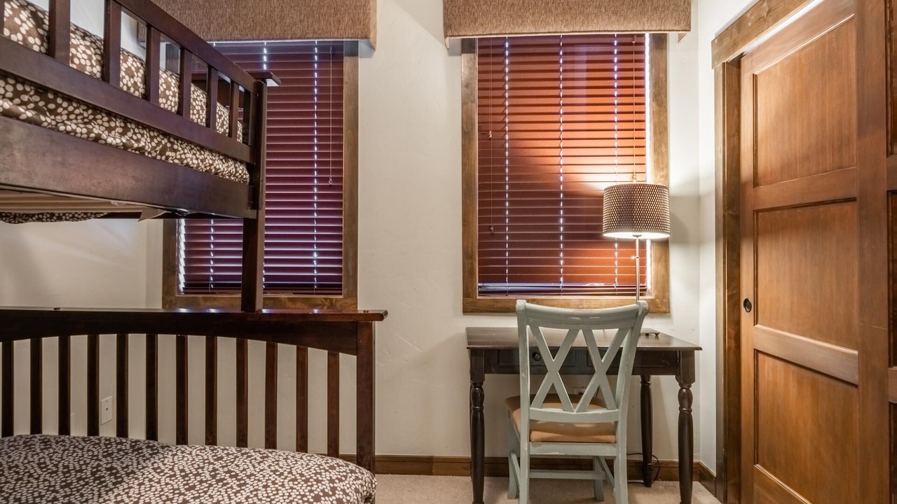 Photo of Bedroom in Woodwinds
