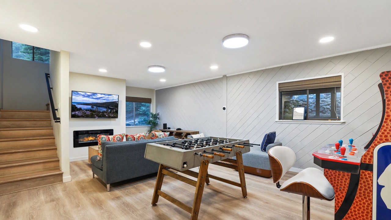 Photo of Bedroom in Country Club Estates