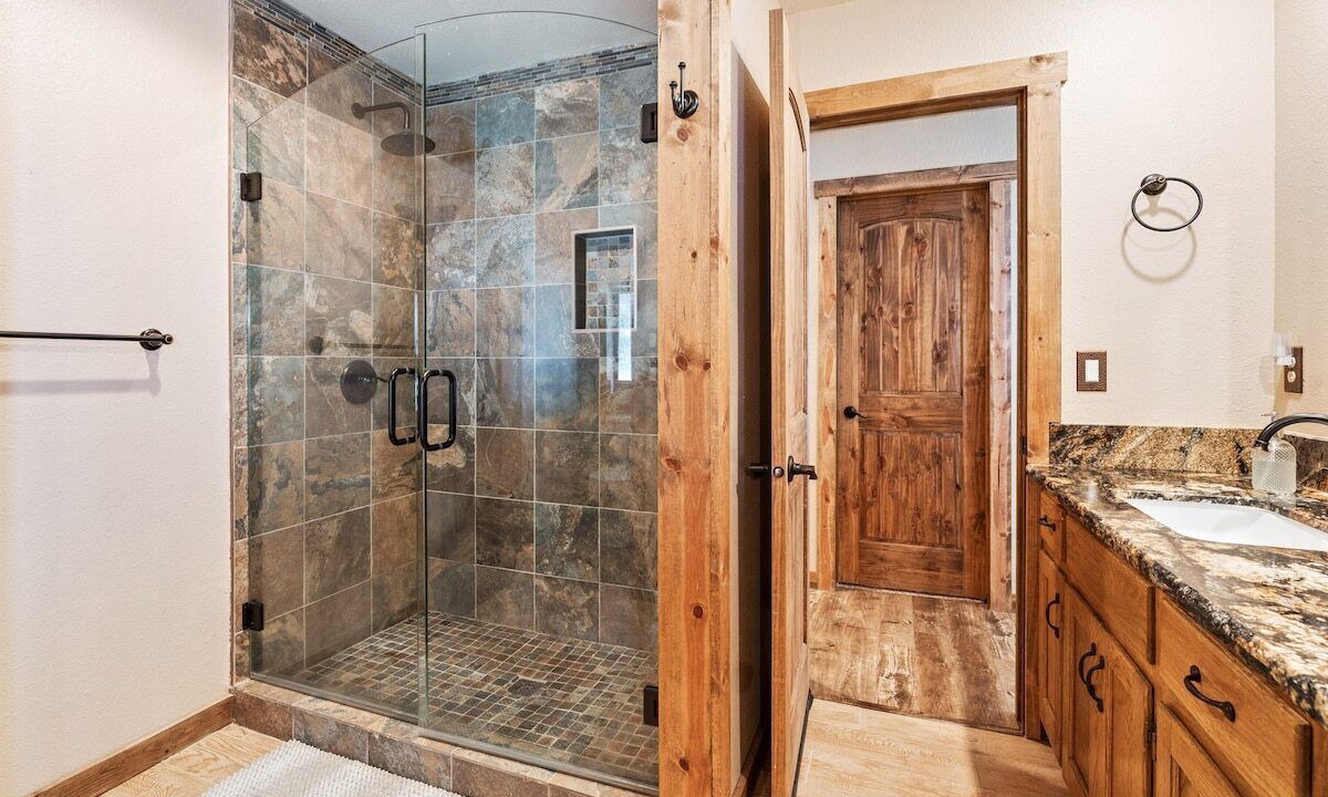 Photo of Bathroom in Shaver Lake
