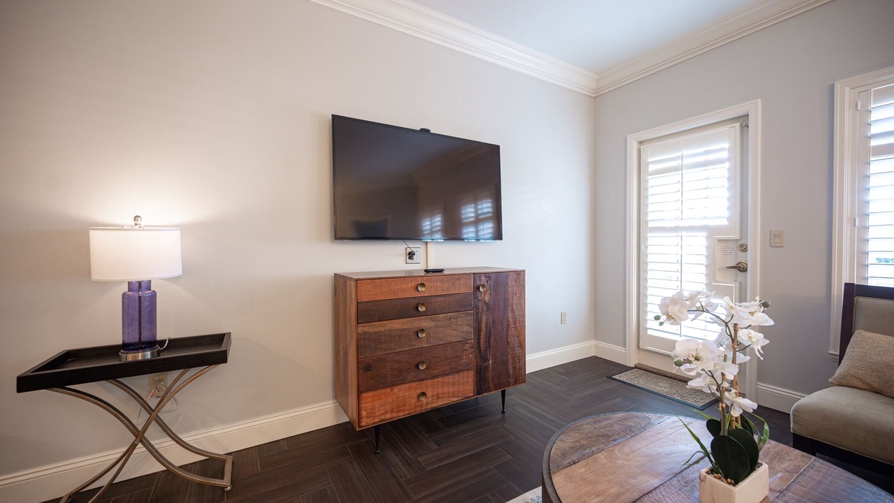 Photo of Livingroom in South Shore