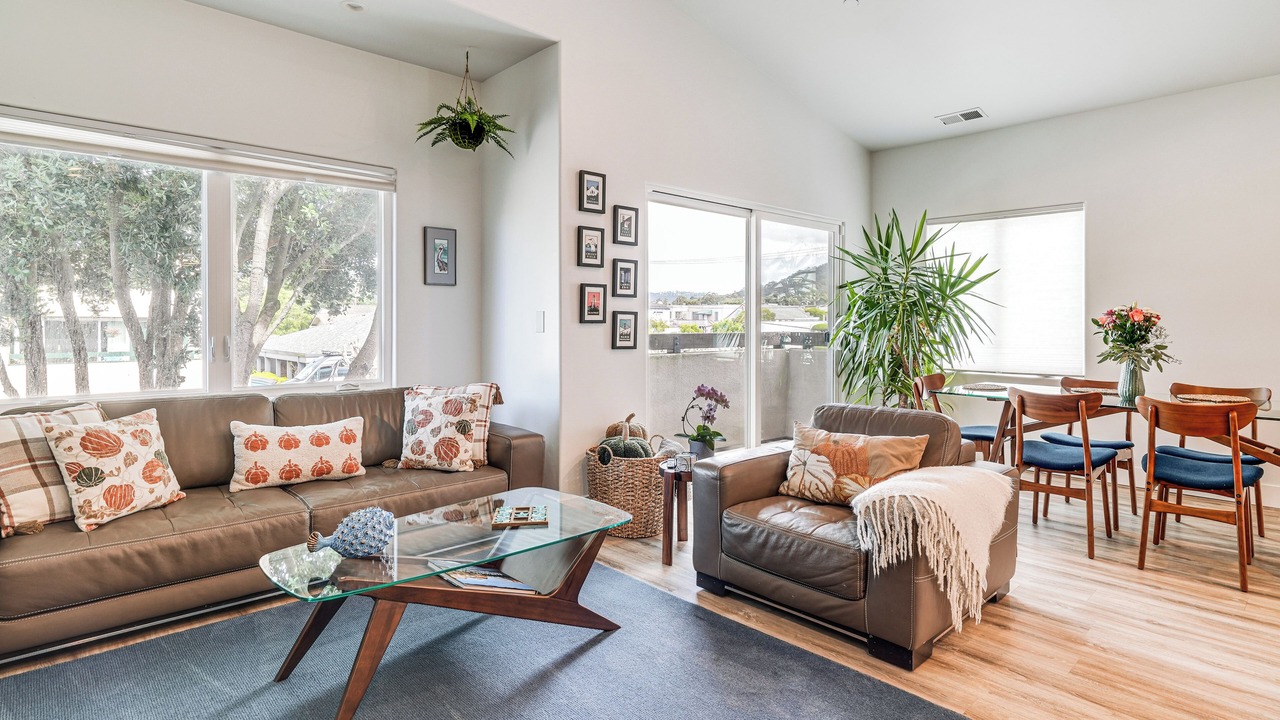 Photo of Livingroom in Half Moon Bay