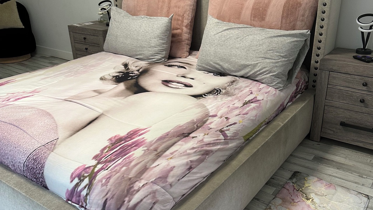 Photo of Bedroom in Indio