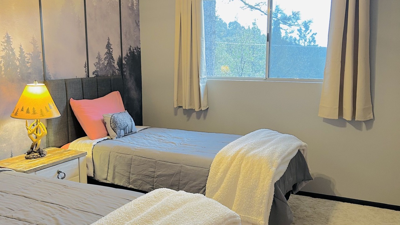 Photo of Bedroom in Yosemite Forks