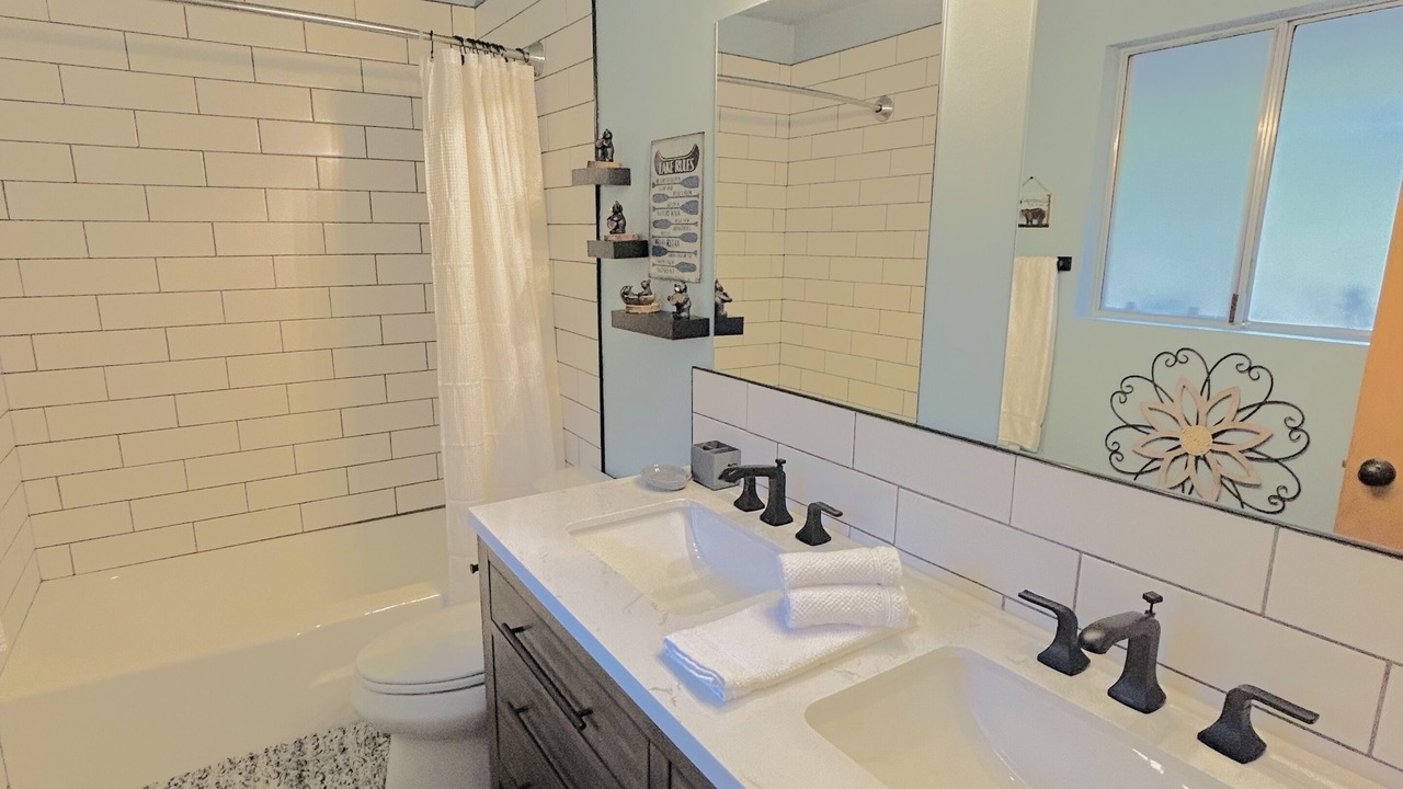 Photo of Bathroom in Yosemite Forks