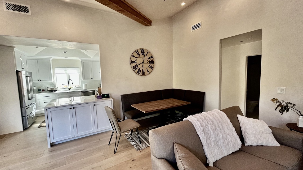 Photo of Livingroom in Northwest Carmel