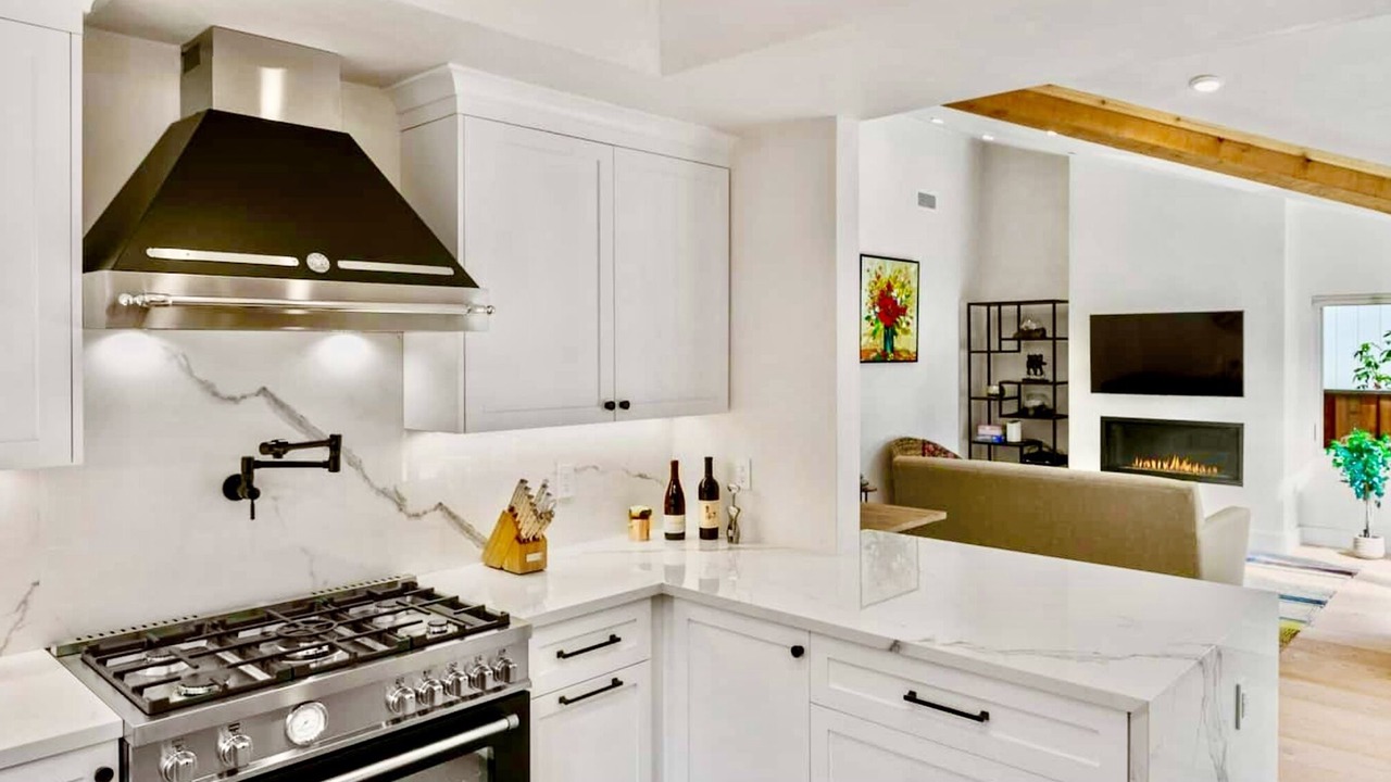 Photo of Kitchen in Northwest Carmel