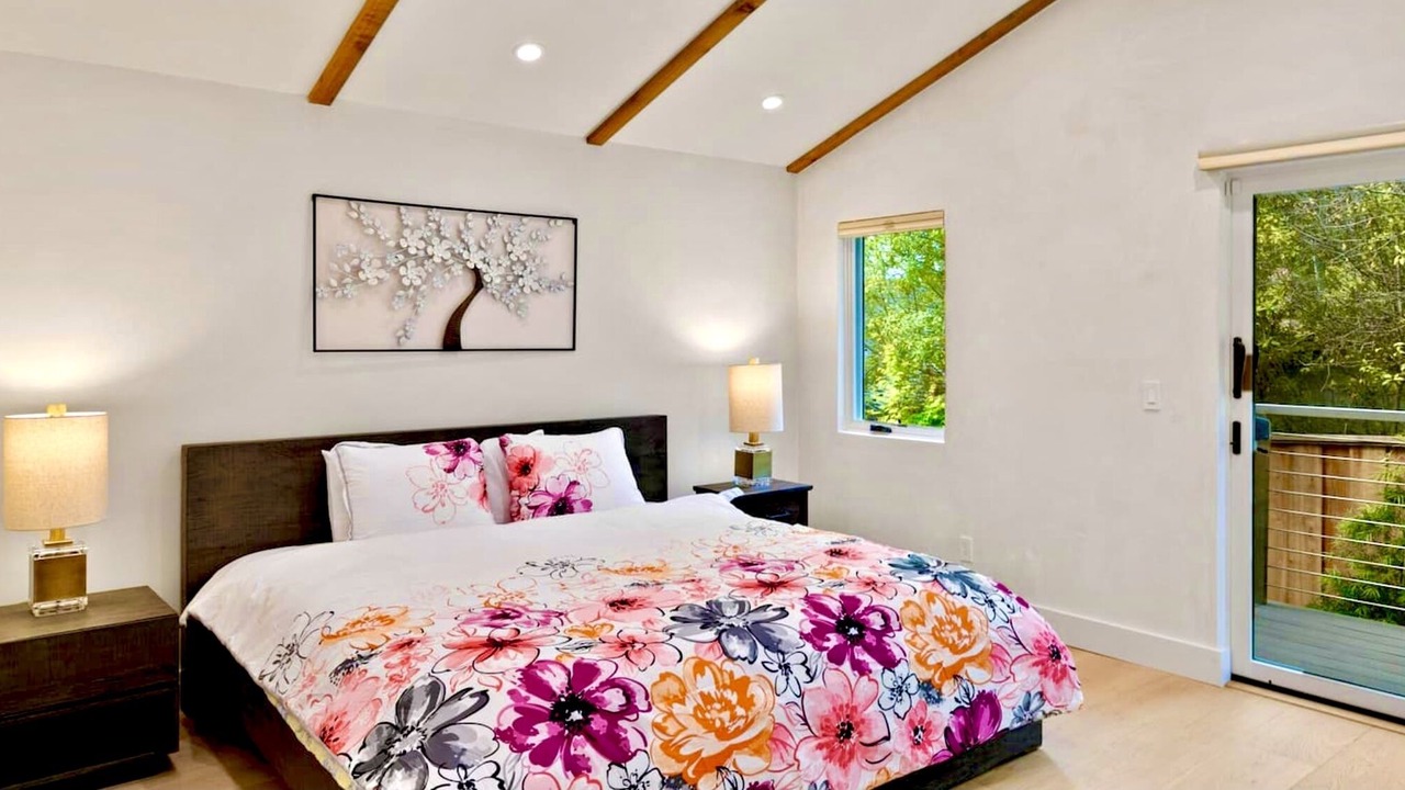 Photo of Bedroom in Northwest Carmel