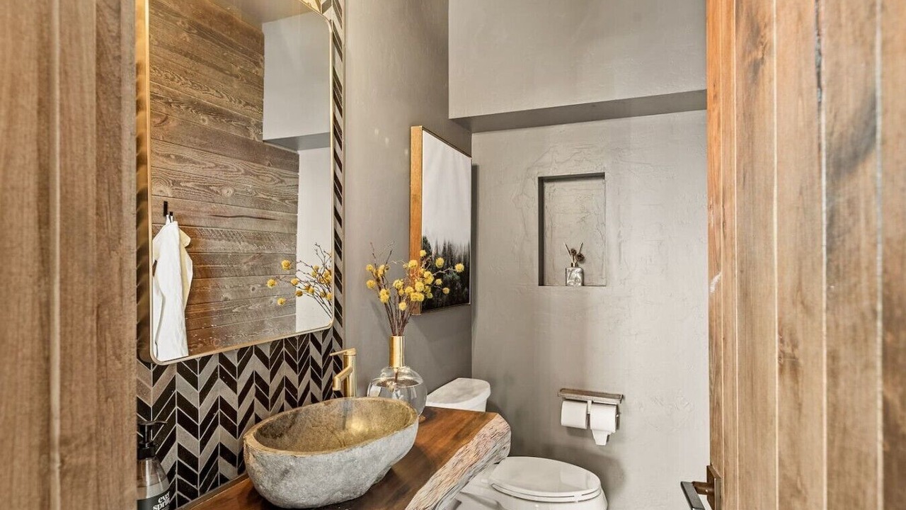 Photo of Bathroom in Baldwin Lake