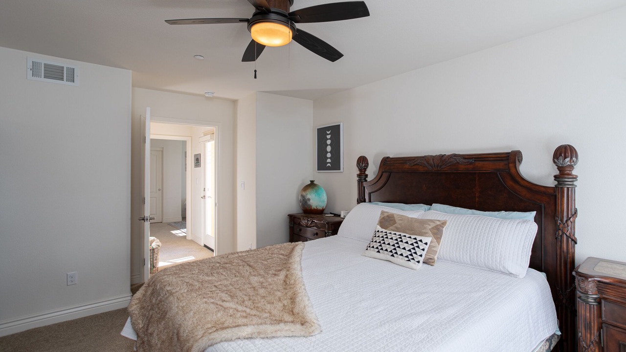Photo of Bedroom in Downtown