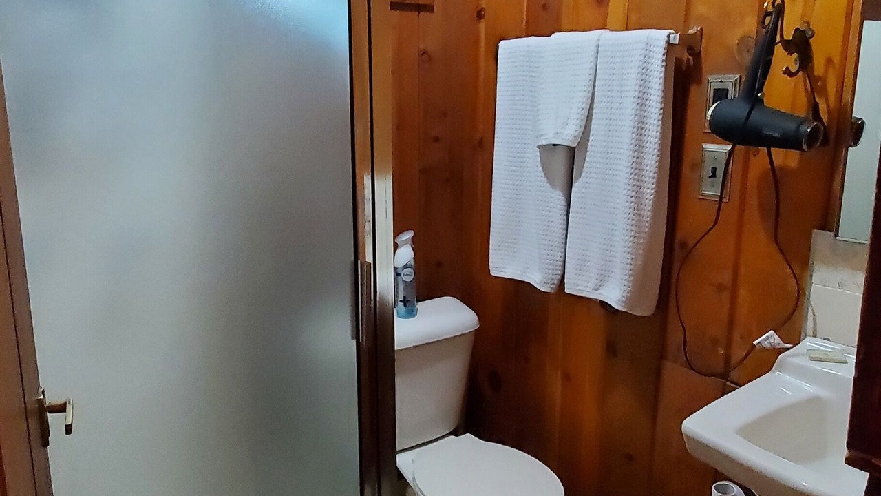 Photo of Bathroom in Lakeside Park