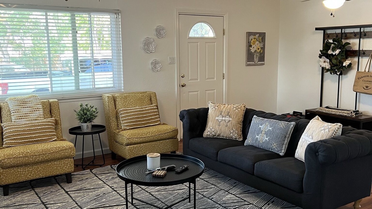 Photo of Livingroom in Folsom
