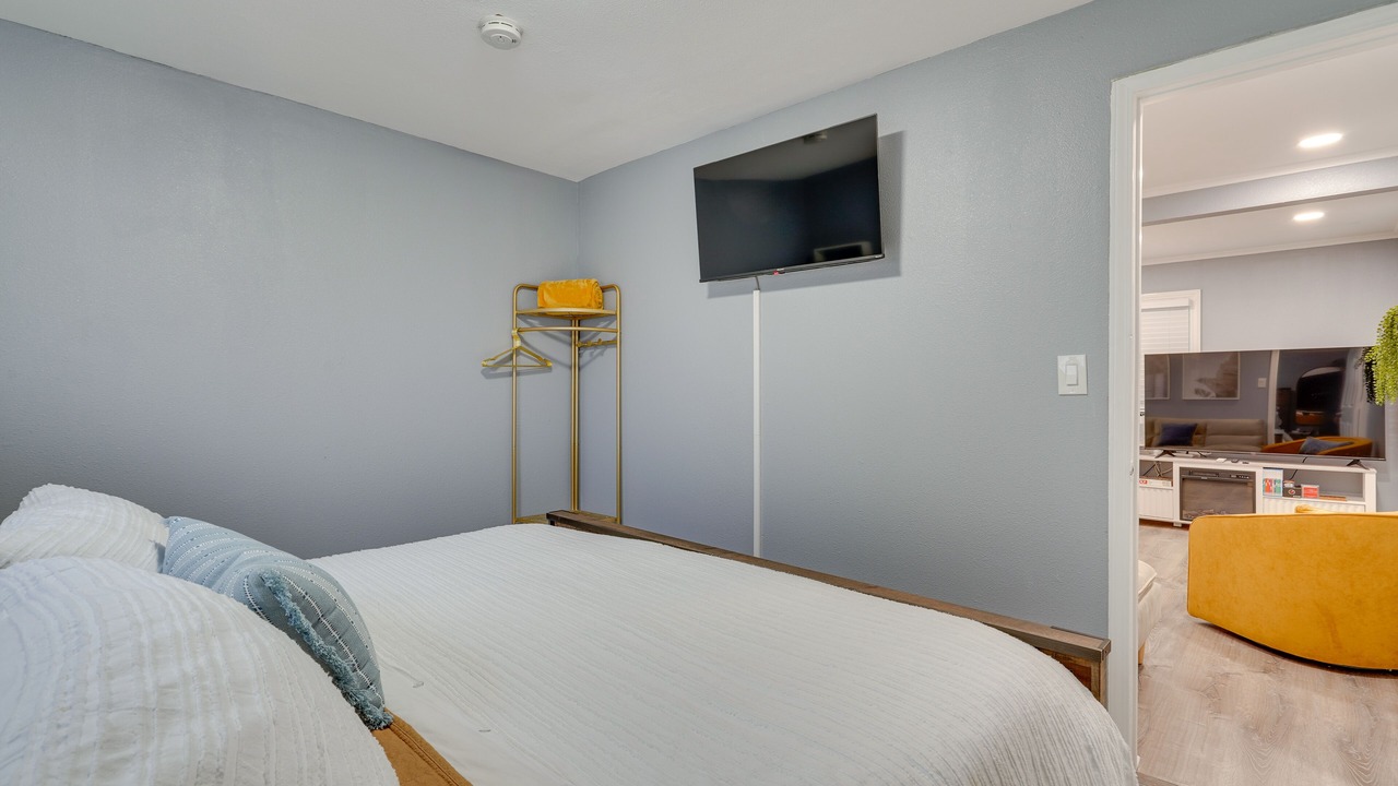 Photo of Bedroom in Ashland