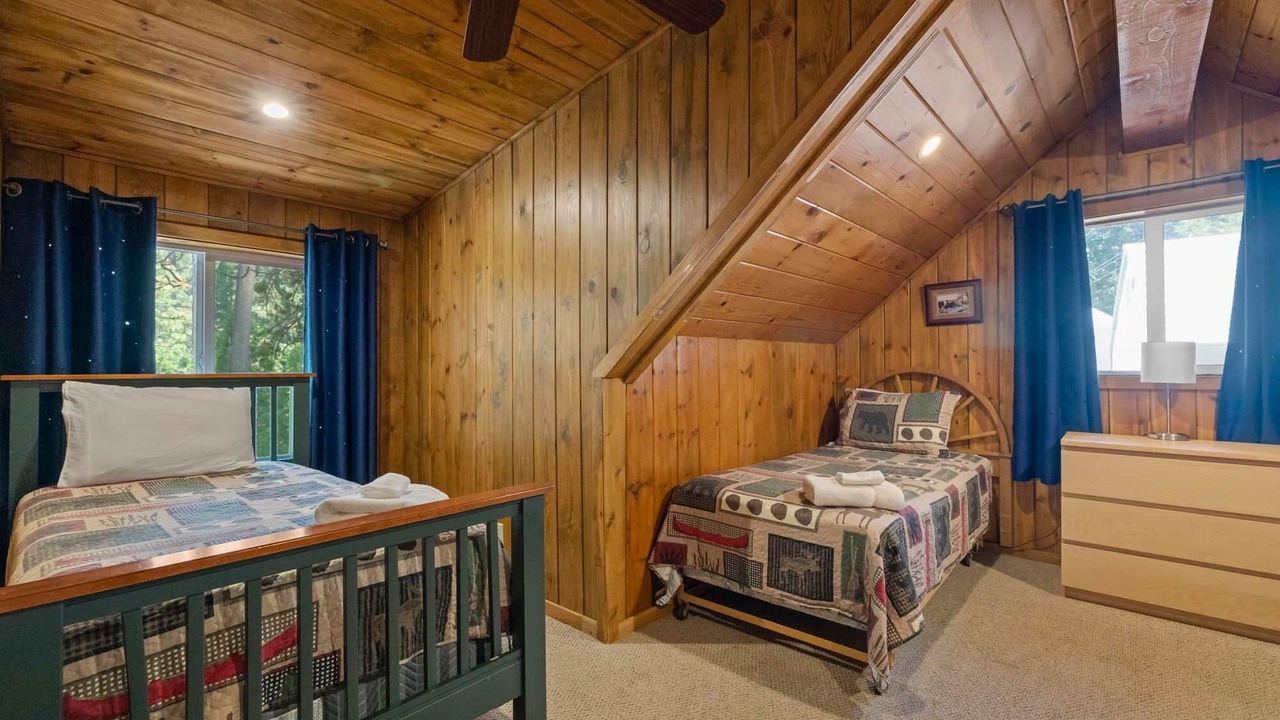 Photo of Bedroom in Strawberry