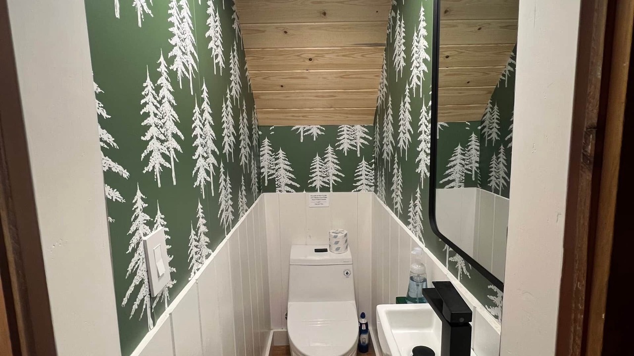 Photo of Bathroom in Strawberry
