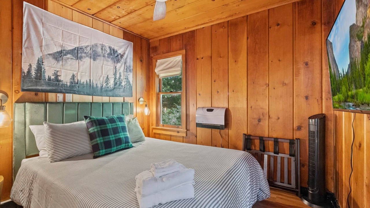 Photo of Bedroom in Strawberry