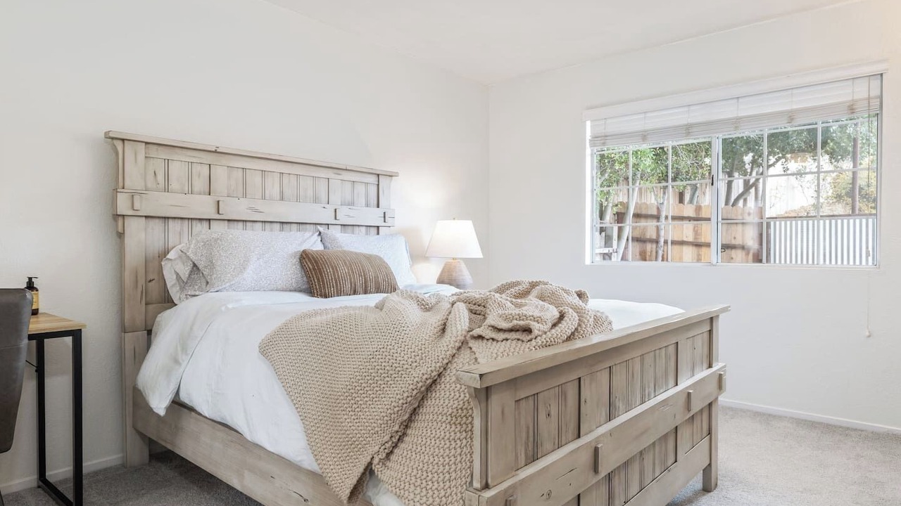 Photo of Bedroom in Templeton