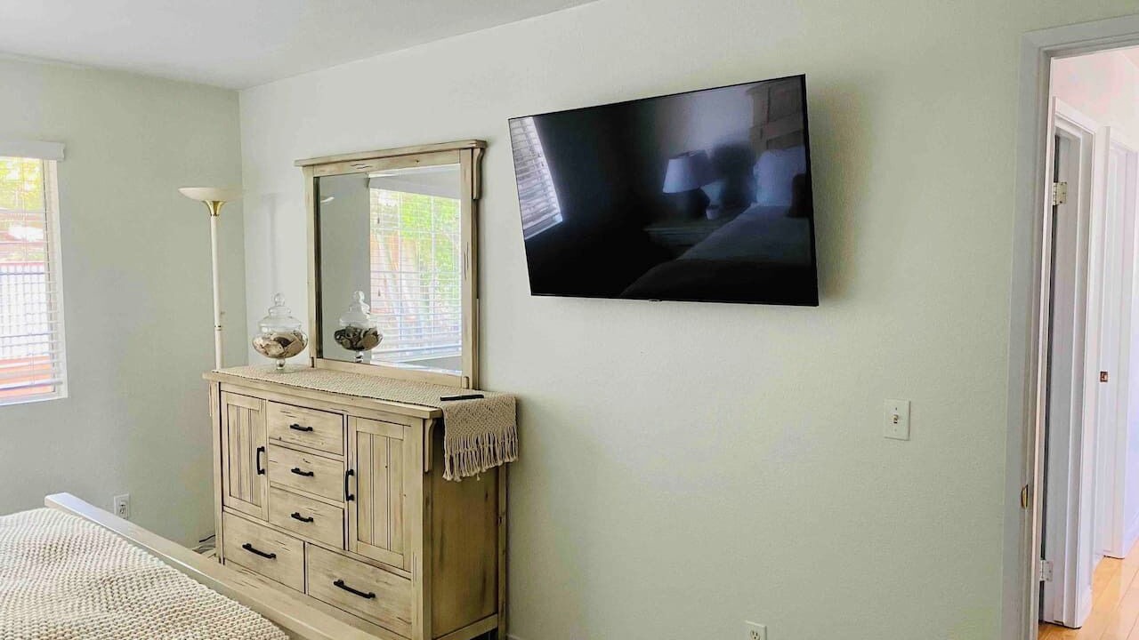 Photo of Bedroom in Templeton