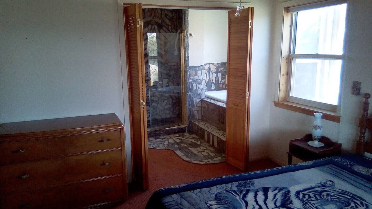 Photo of Bedroom in Weldon