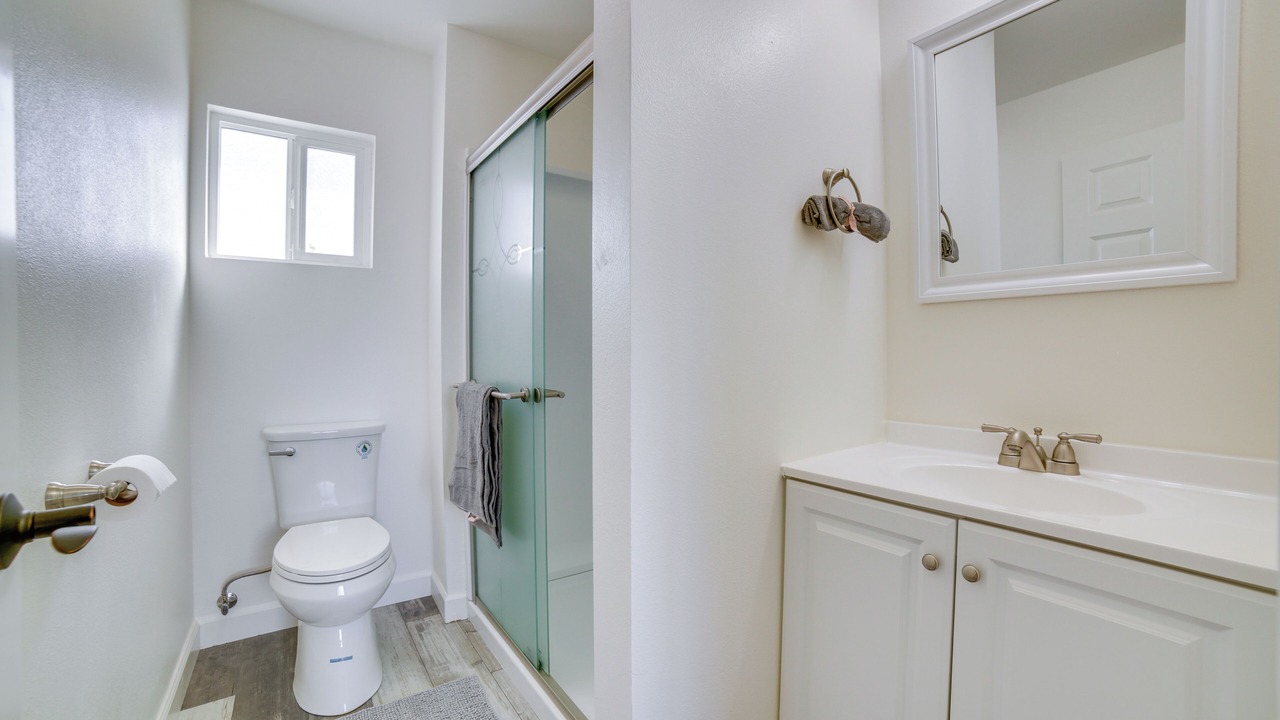 Photo of Bathroom in Hawthorne