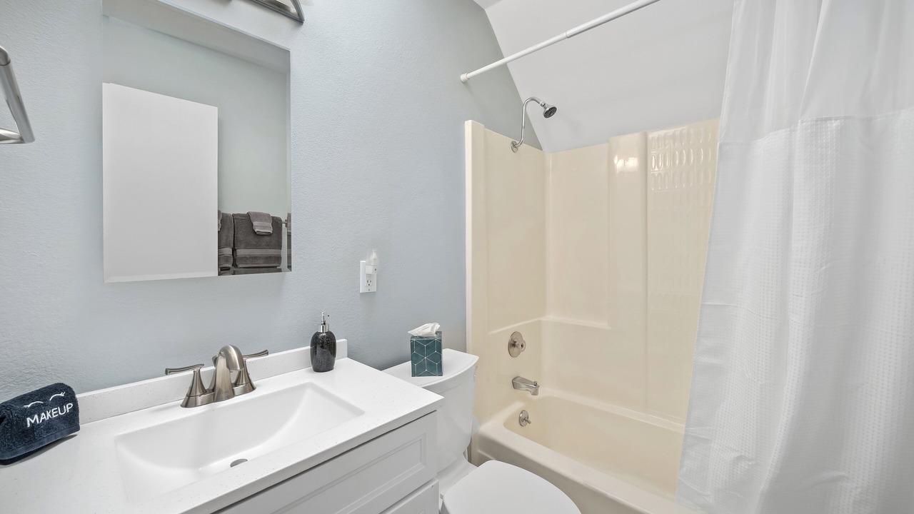 Photo of Bathroom in Park Hill