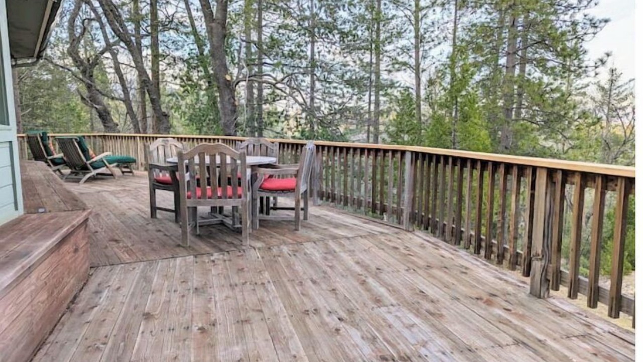 Photo of Outdoor in Groveland