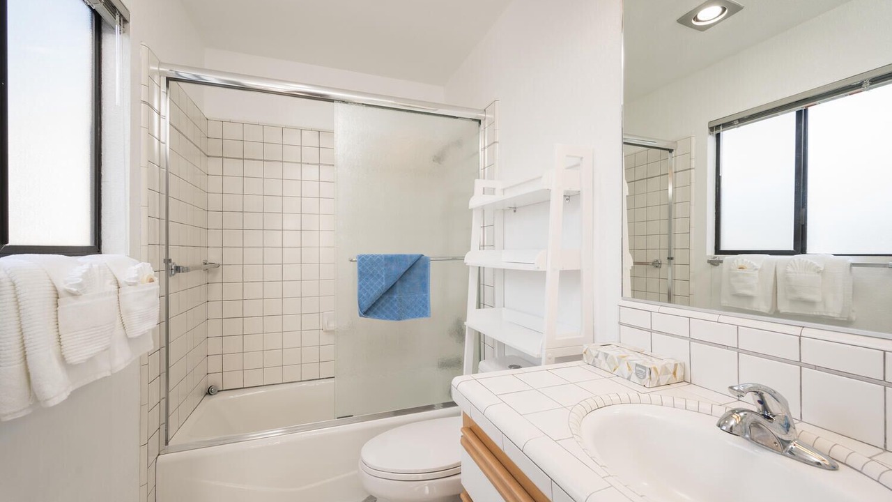 Photo of Bathroom in Marine Terrace