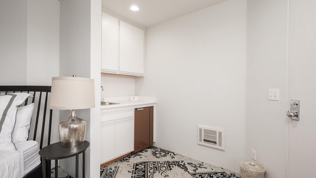 Photo of Bedroom in Marine Terrace
