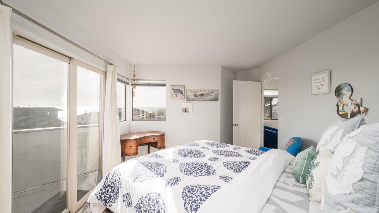 Photo of Bedroom in Marine Terrace