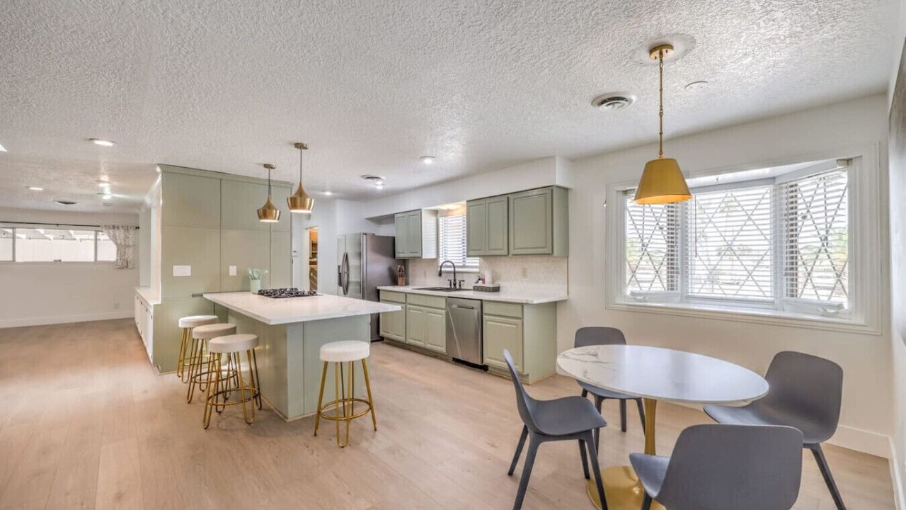 Photo of Kitchen in Royal Crest Rancheros