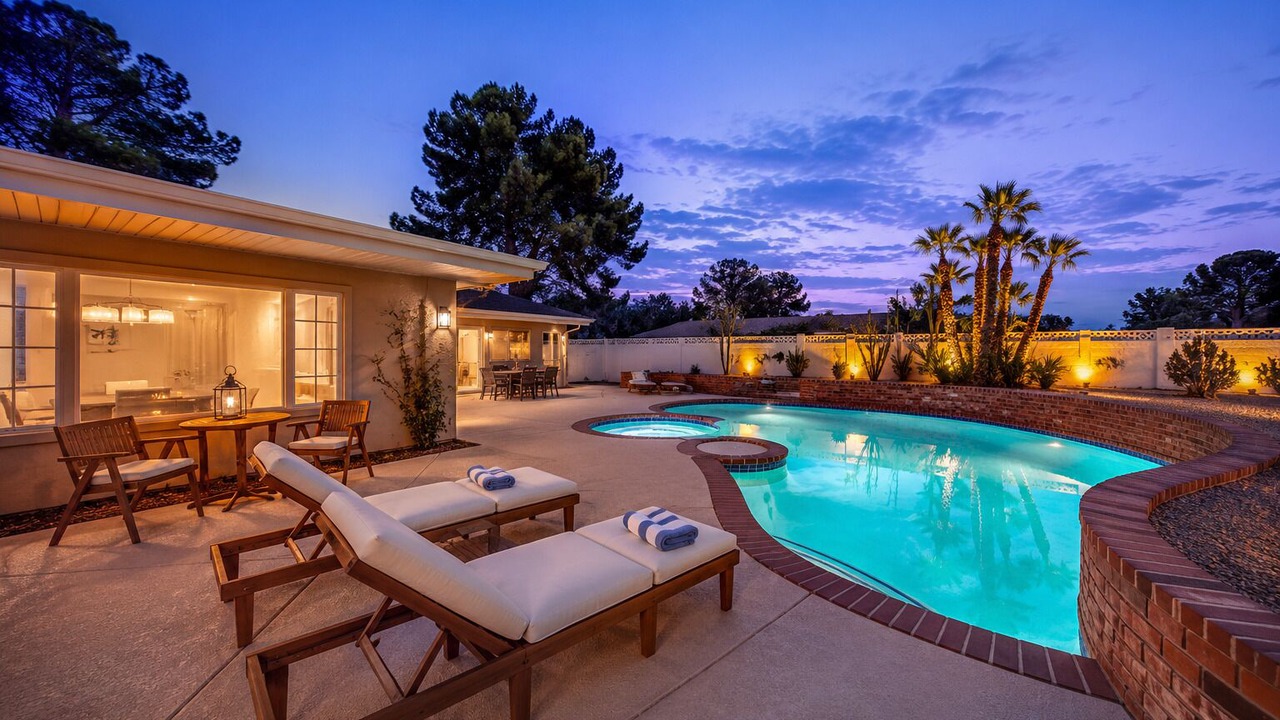 Photo of Outdoor in Royal Crest Rancheros