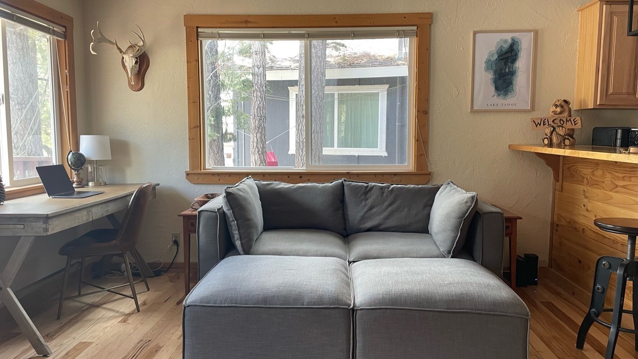 Photo of Livingroom in Tahoe Village
