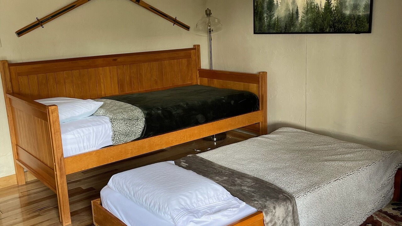 Photo of Bedroom in Tahoe Village