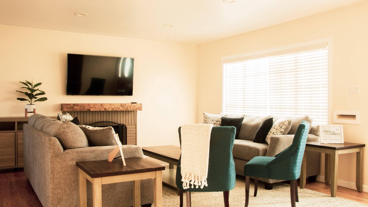 Photo of Livingroom in Salinas