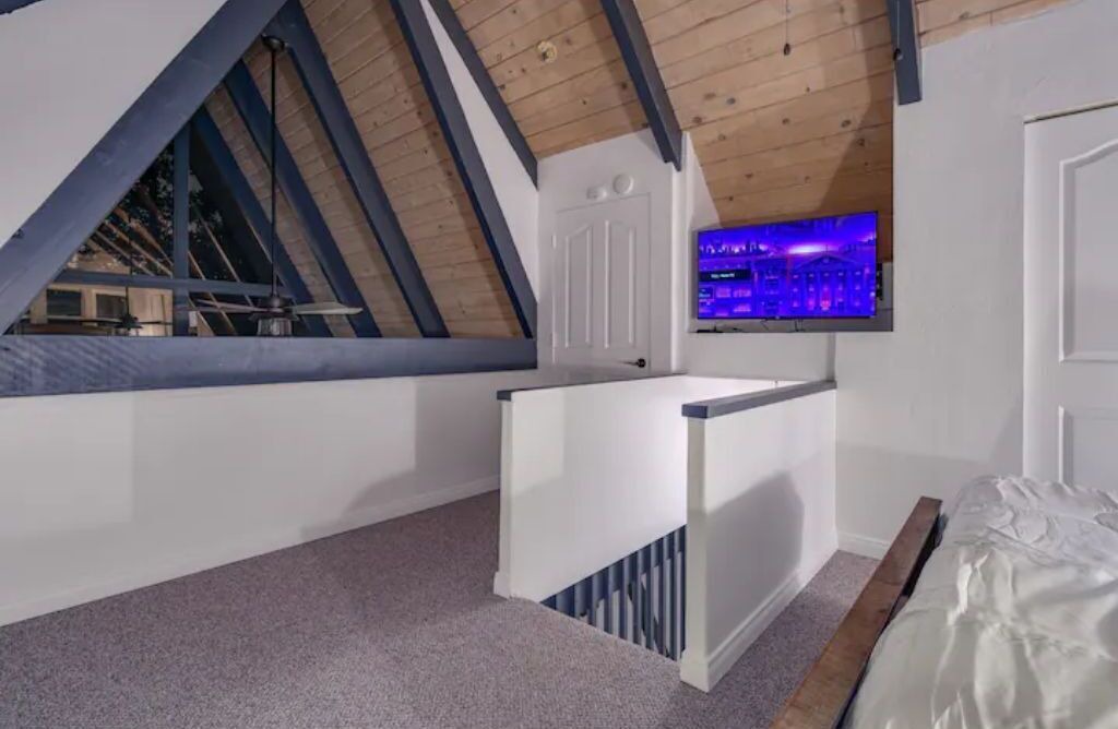 Photo of Bedroom in Lake Arrowhead