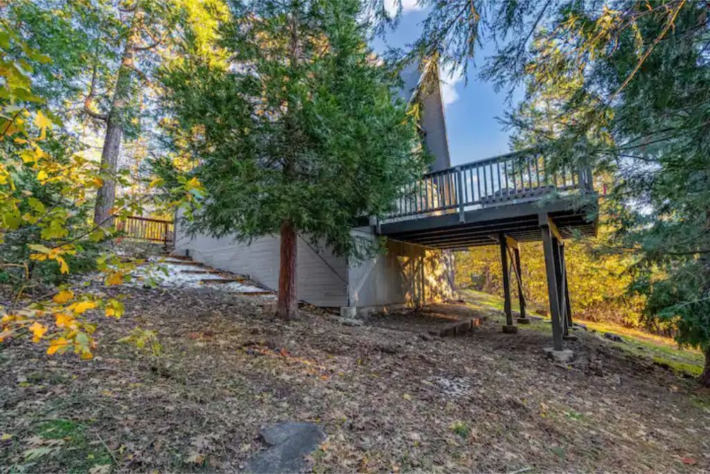 Photo of Outdoor in Lake Arrowhead