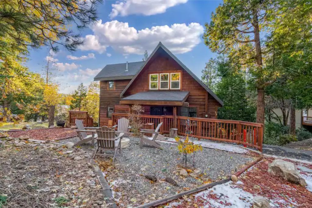 Photo of Patio Balcony in Lake Arrowhead