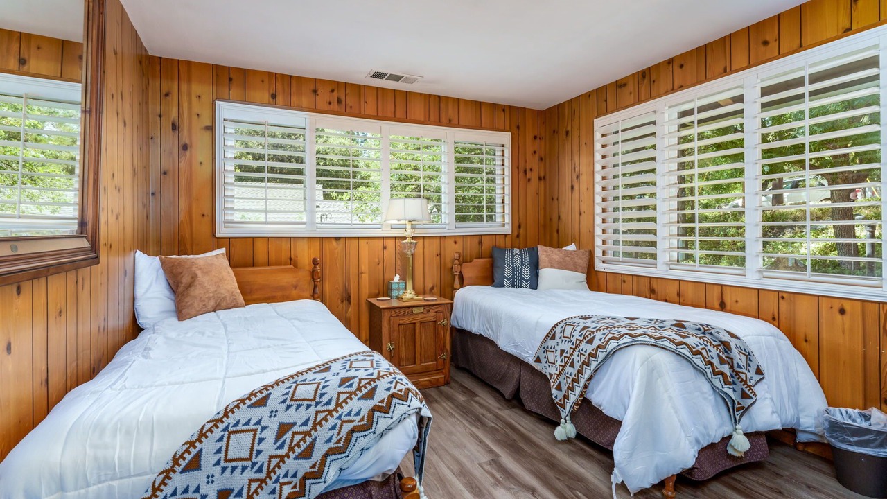 Photo of Bedroom in Bass Lake